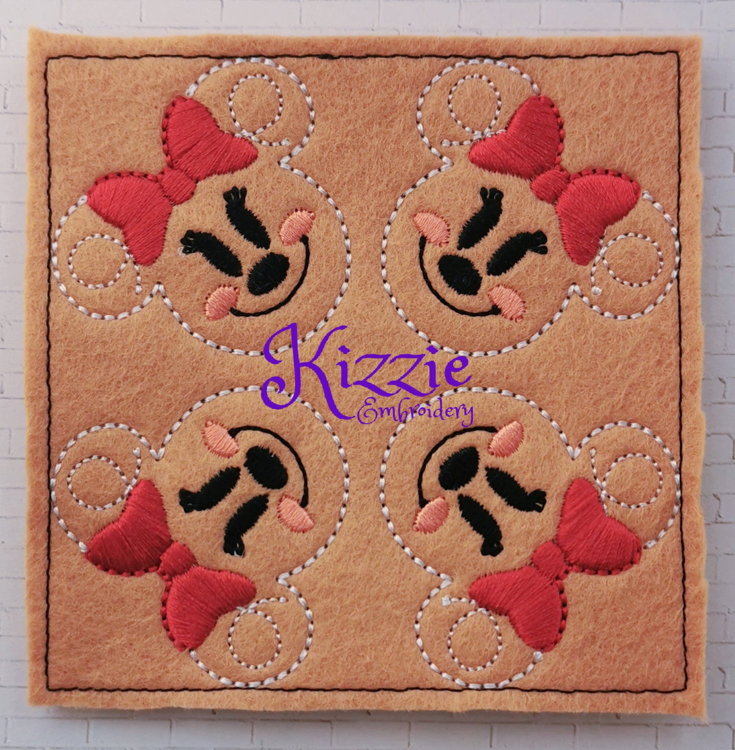 Mrs. Gingerbread Mouse Head